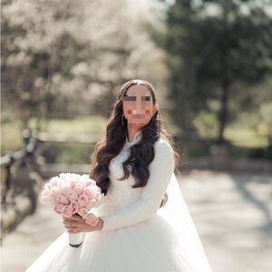 Kleinfeld Bridal Wedding Dress